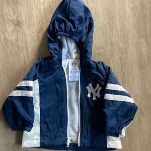 Genuine Merchandise 2 piece Yankee baseball set size 12 months.